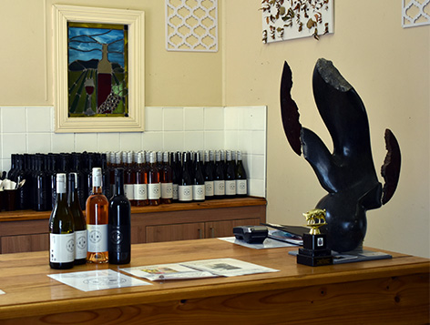Picture of wine tasting room at Double Oaks Estate